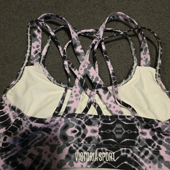 Stylish Pink and Black Patterned Sports Bra - Picture 2 of 2